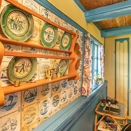 Charming Seaside - By Traum